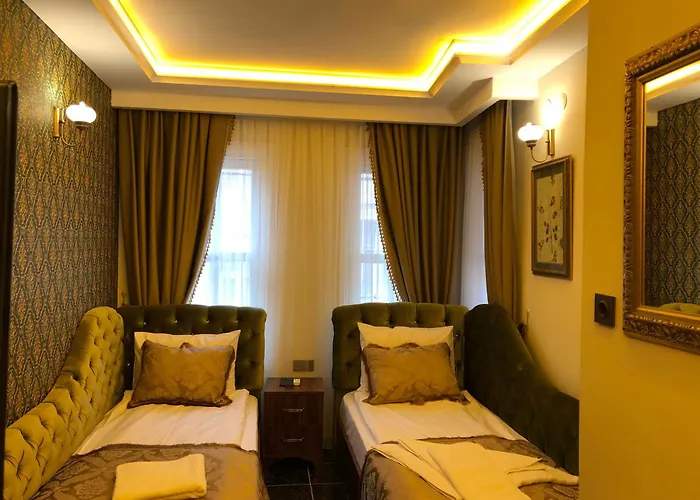 Rose Mansion By Otantik