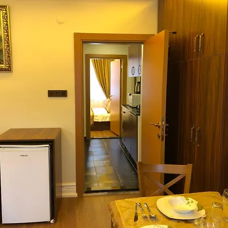 Rose Mansion By Otantik